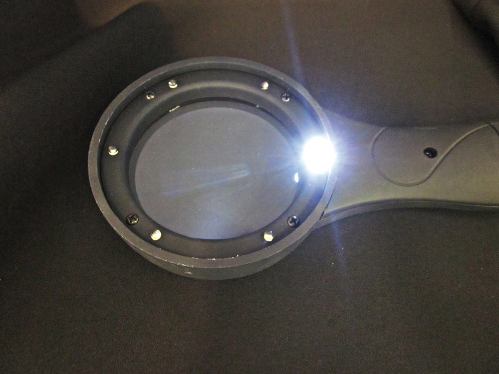 Hand-Lupe mit 6 LEDs