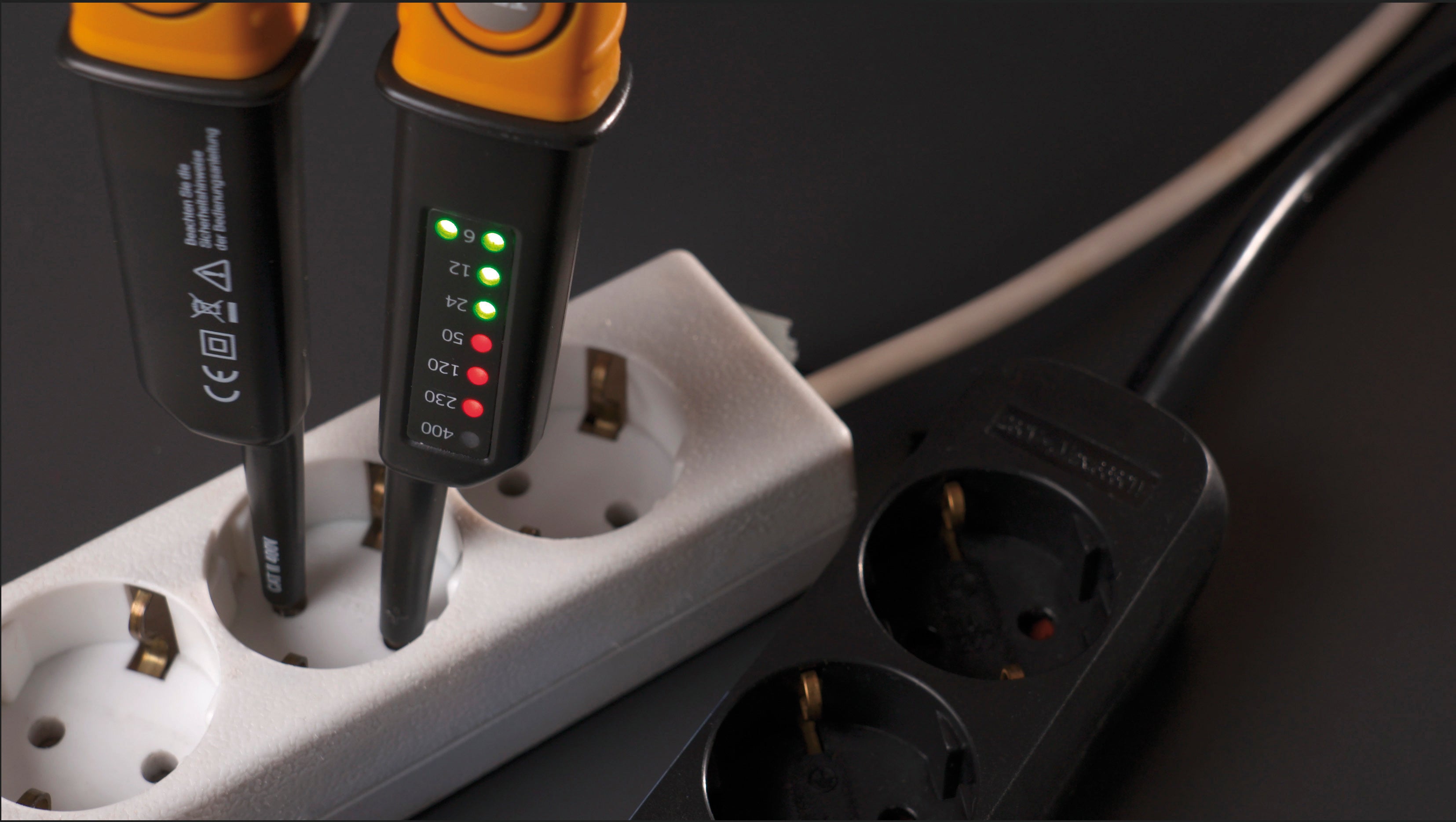 Spannungsprüfer Volttester 400 FI